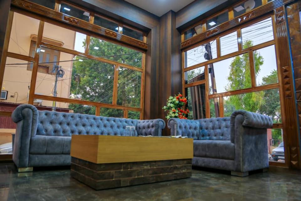 Gangānagar Amor Hotel מראה חיצוני תמונה